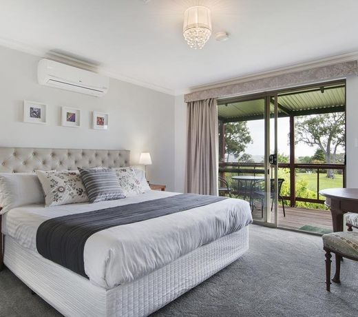 Shambhala Guesthouse