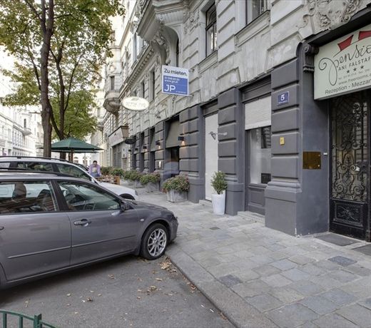 Pension Ani-Falstaff