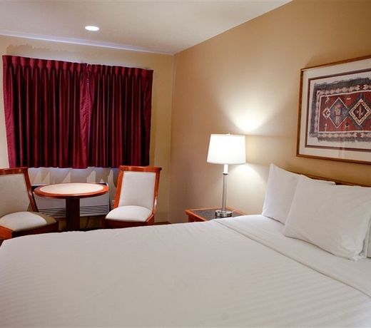 Oregon Trail Inn