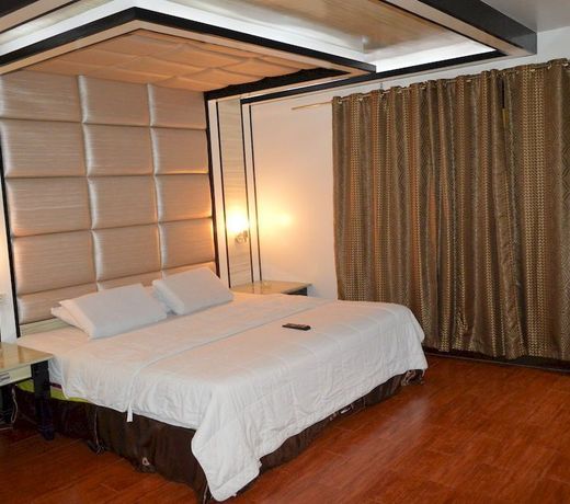 Hotel Sogo Quirino Motor Drive Inn