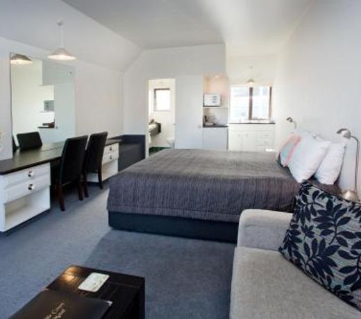 Cable Court Motel