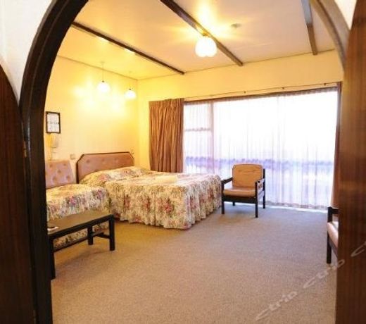 Alcala Motor Lodge