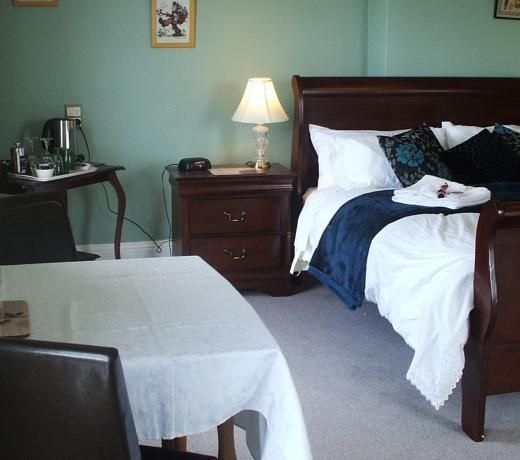 EDGELEY BED & BREAKFAST
