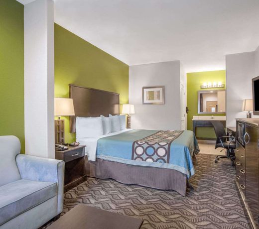 Super 8 by Wyndham Mansfield LA