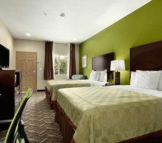 Super 8 by Wyndham Mansfield LA