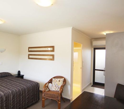 Ballinor Motor Inn
