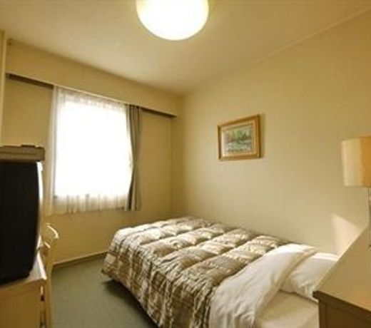 Ueda Ekimae Royal Hotel