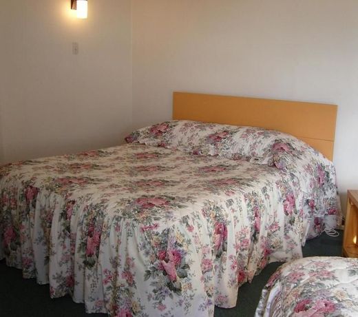 Motel Six