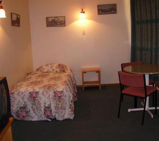Motel Six