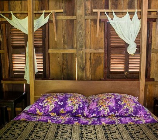 Le Bout du Monde - Khmer Lodge