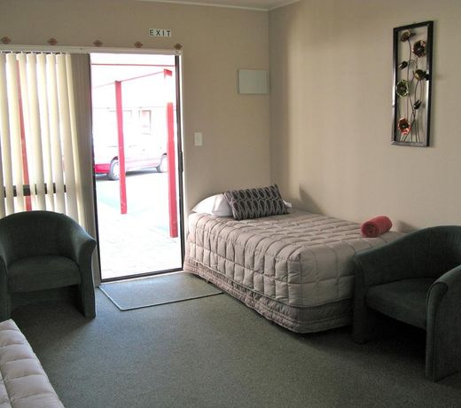 Gloucester House Motel