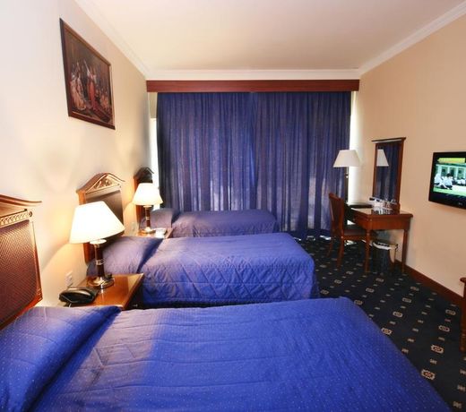 Mount Royal Hotel