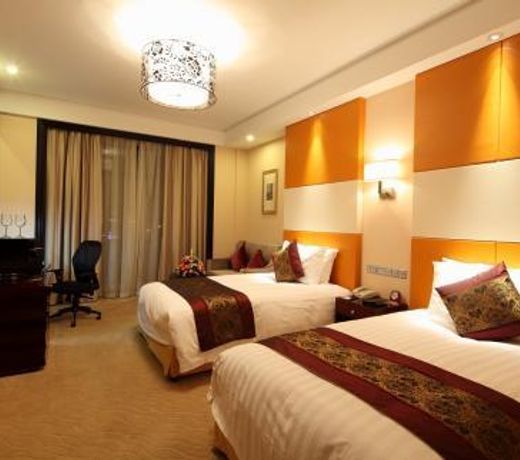 Smile & Natural Grand Hotel
