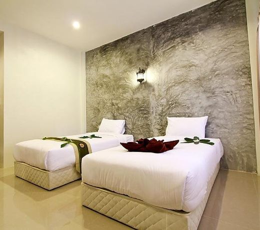 B Square Hotel @ Khanom