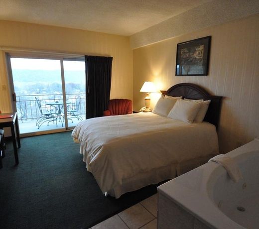 Hillside Inn