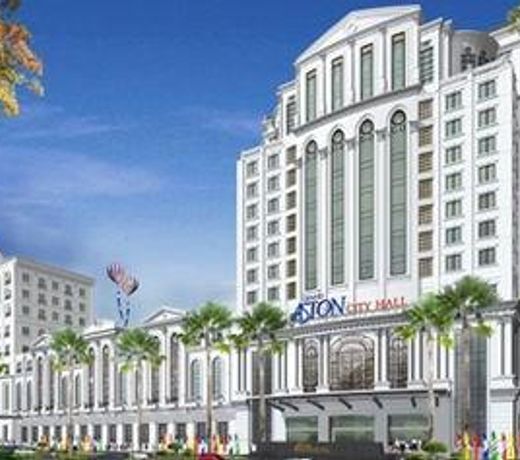 Grand City Hall Hotel & Serviced Residences