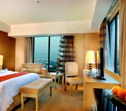 Grand City Hall Hotel & Serviced Residences