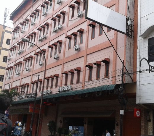 Kama Hotel