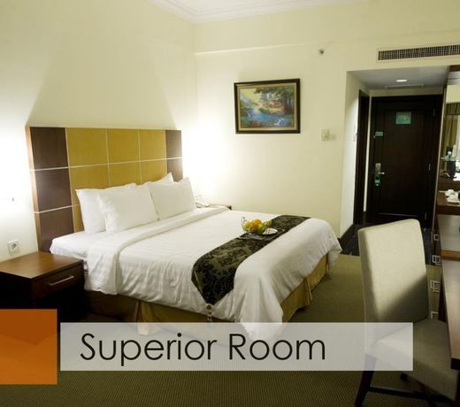 Emerald Garden International Hotel