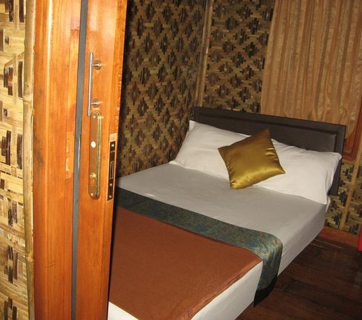 Bantal Guling Villa