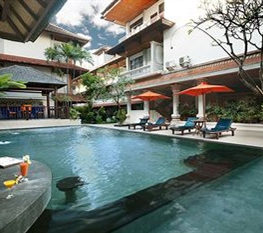 NearBy Hotel