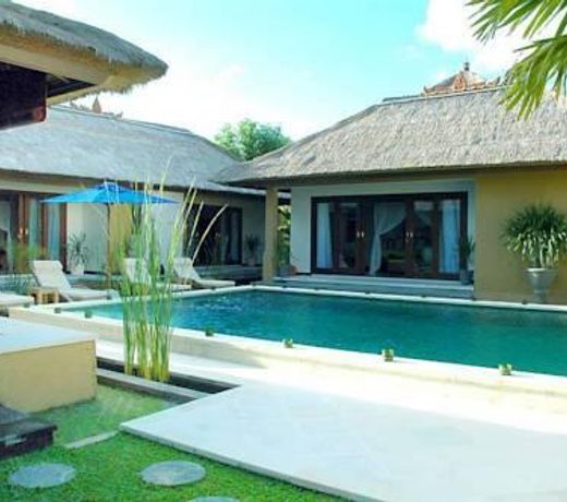 THE HALCYON VILLAS