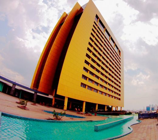 Merlynn Park Hotel