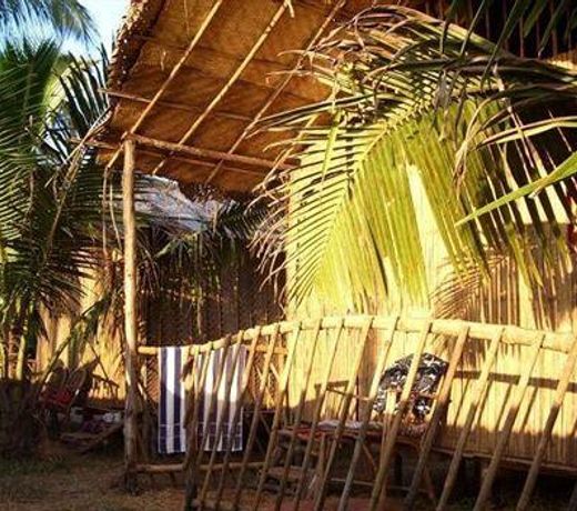 Meems Beach Resort