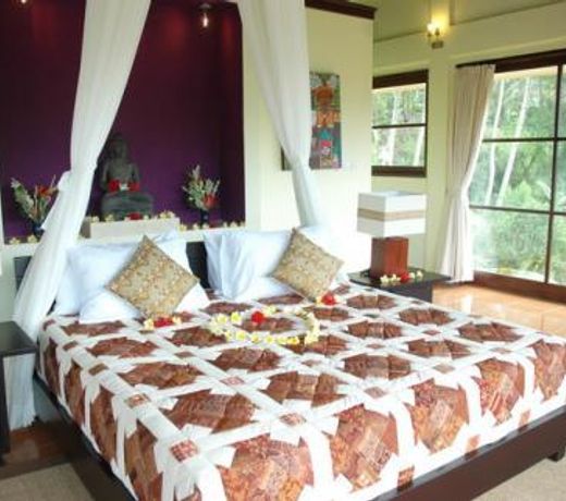 VILLA SELAT