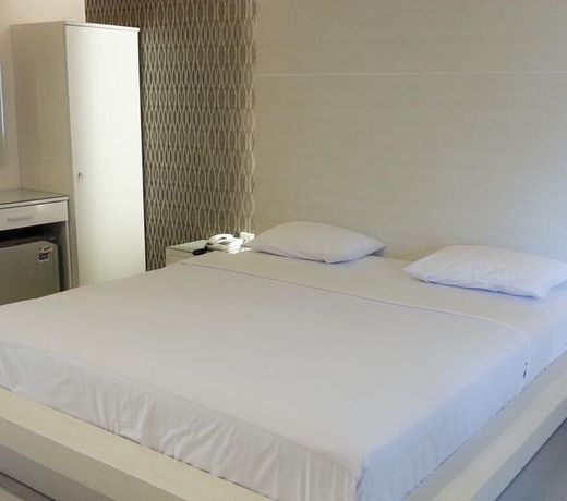 New Surya Hotel