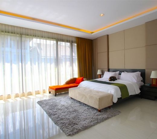 Cemara Villa 4 bedroom with a private pool