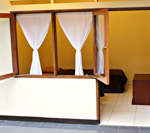 De Orange Pasteur Guest House by HouseinBandung