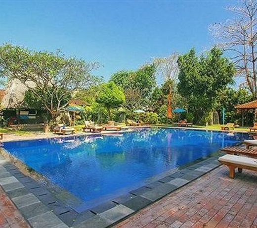 Laghawa Beach Hotel