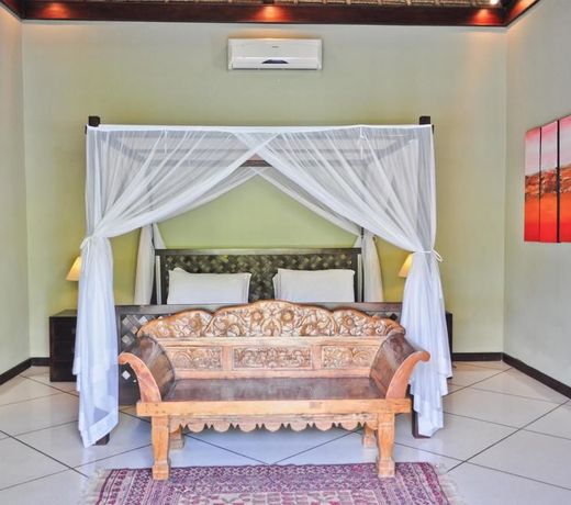 Villa Kebun