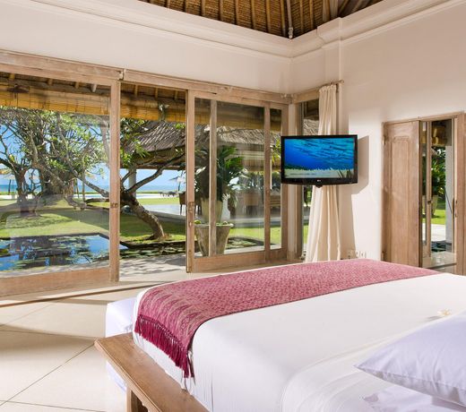 Villa Atas Ombak