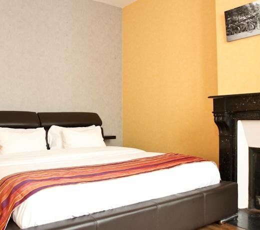 PRIVATE APARTMENT- CENTRAL PARIS- PANTHEON- 131