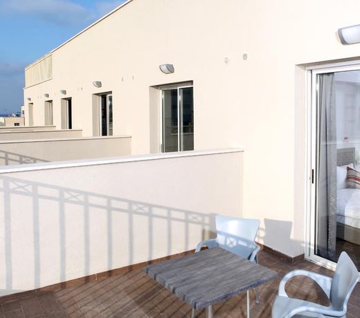 Maris Hotel