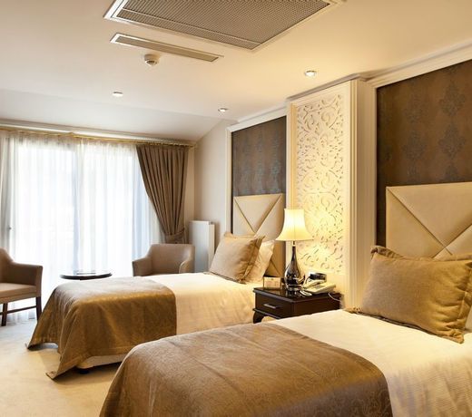 Black Bird Thermal Hotel & SPA
