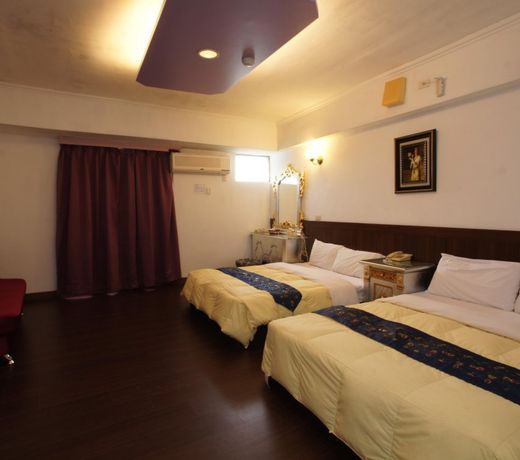 Sunrise Hotel