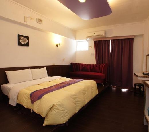 Sunrise Hotel