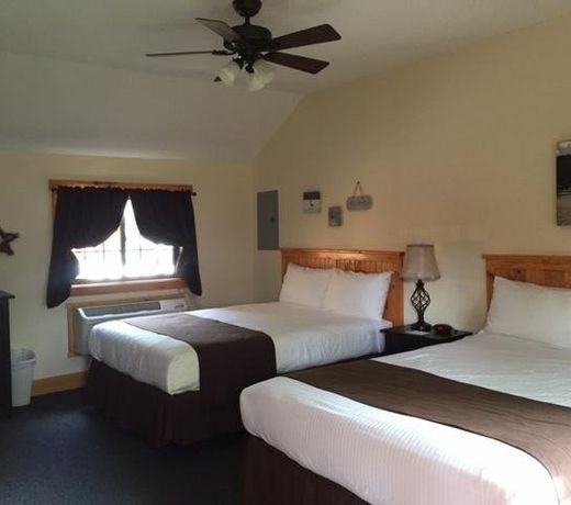 The Lodges at Blue Water Manor