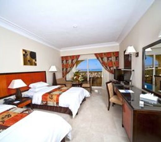 AMC Royal Hotel & Spa