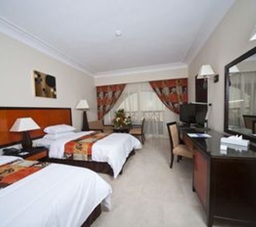 AMC Royal Hotel & Spa