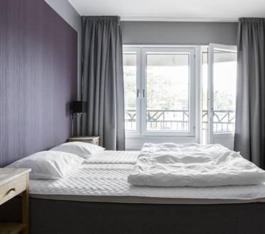 Linneplatsens Hotell & Vandrarhem