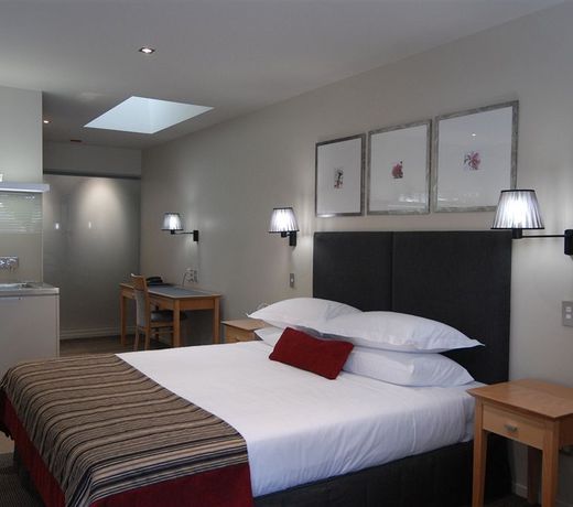 Bentleys Motor Inn