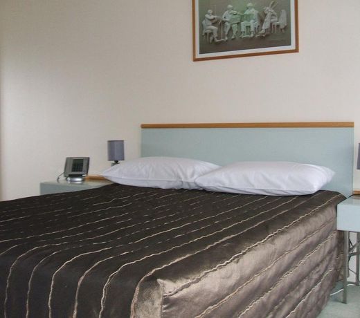Pavilion Motel & Conference Centre
