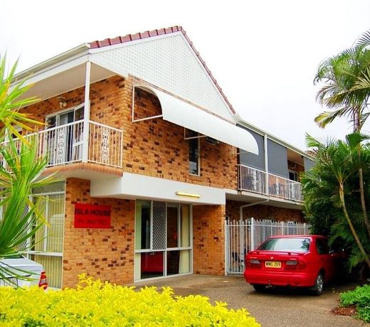 Isla House Greenslopes