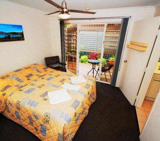 Isla House Greenslopes