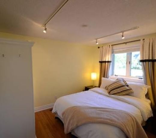 Maple Tree Cottage License # 058-2022