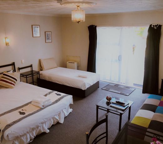 Ashleigh Court Motel